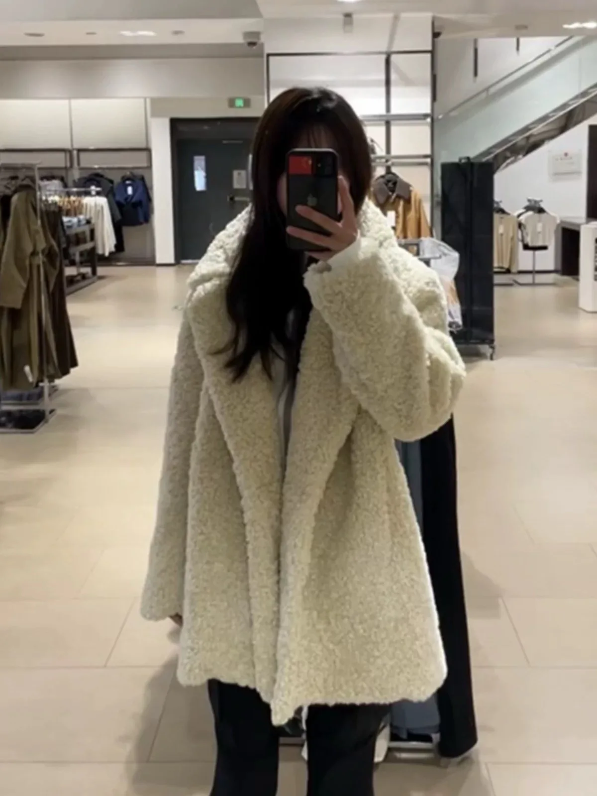 ETJ 2025 Inverno nuove donne indossare pelliccia sintetica Effetto Temperamento Cappotto Cappotto Cappotto termico in lana di agnello 4391855