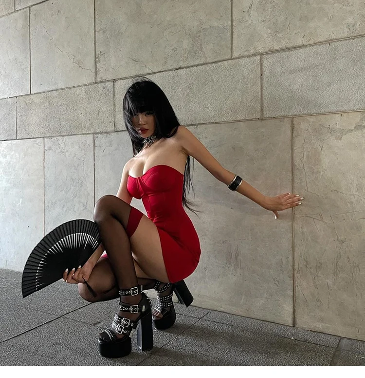 ボディコンドレス ネック 女性 シースルー 透明 クリア 半透明 透き通るような 薄手 薄い シアー 薄絹のような ガーゼのような ゴッサムスタイル