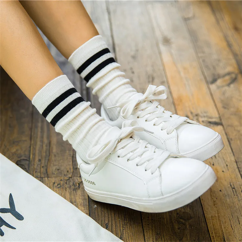 Funny Cute Japanese High School Girls Cotton Loose Striped Crew Socks Colorful Women Sox Harajuku Designer Retro Yellow White