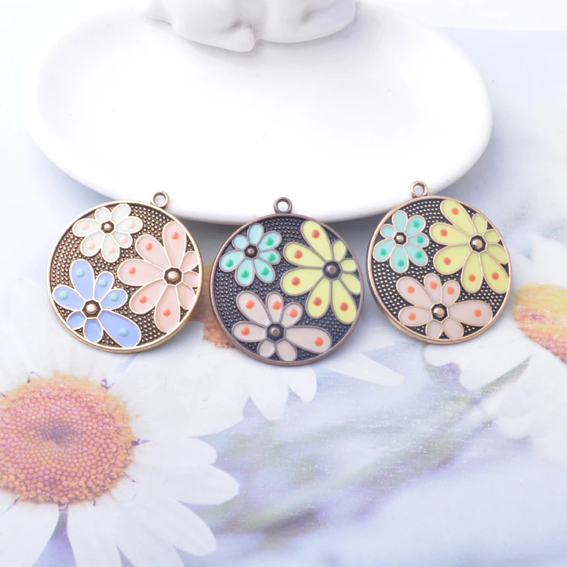 10 Stück emaillierte runde Blumenanhänger aus Legierung, bunte antike KC-Goldanhänger für DIY-Schmuck- und Ohrringherstellung – Detail 6