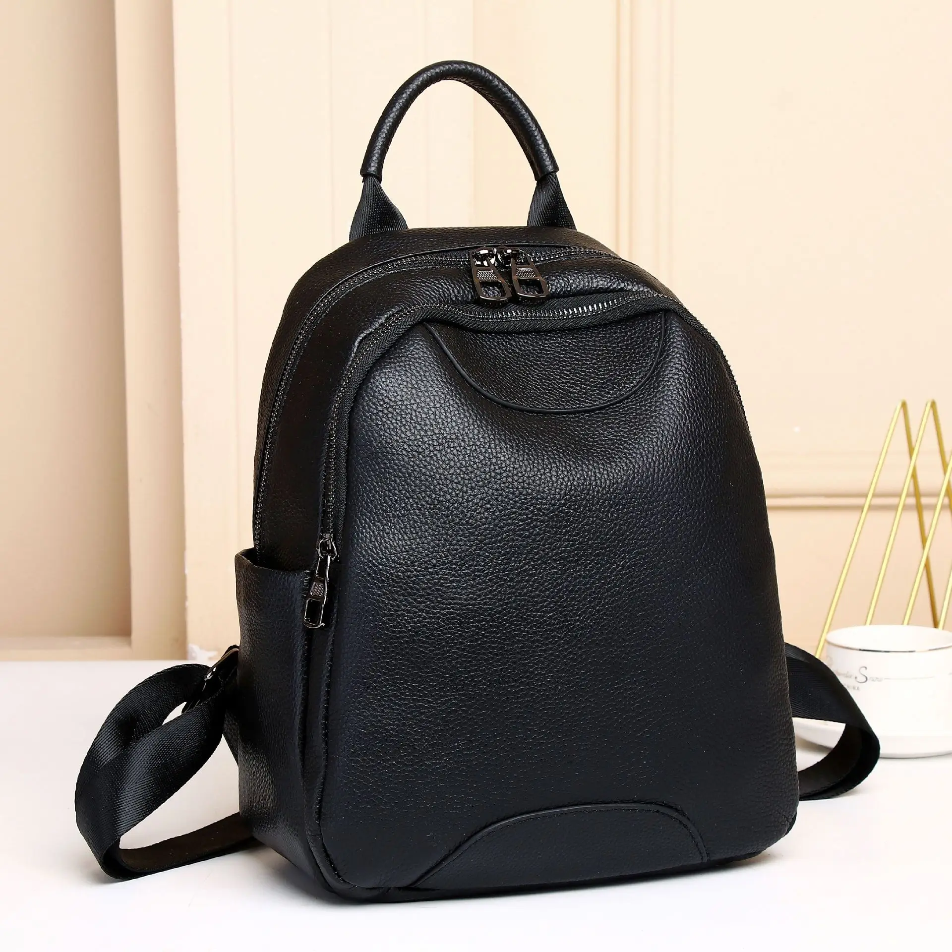 New Fashion Cow Genuine Leather Women Backpacks Luxury Brand Female Real Natural Leather Ladies Girl Student Casual Backpack