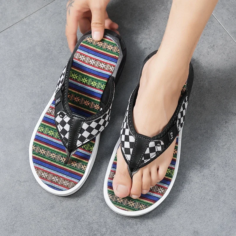 YUYIN Men's Flip-Flops Summer Casual and Comfortable Color Matching Slippers for Men 2027 New Waterproof Non-Slip Sandals