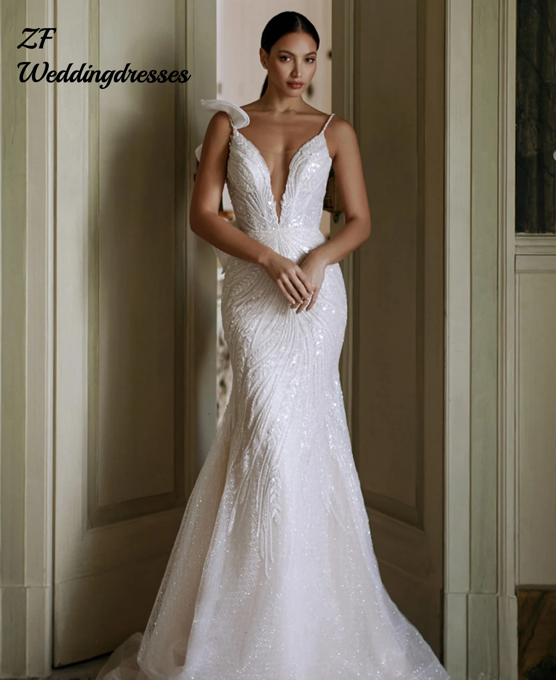 

Customized Thin Shoulder Straps Deep V-Neck Backless Shiny Beads Pearls Sequins Mermaid Wedding Dress Vestido De Noiva Sereia