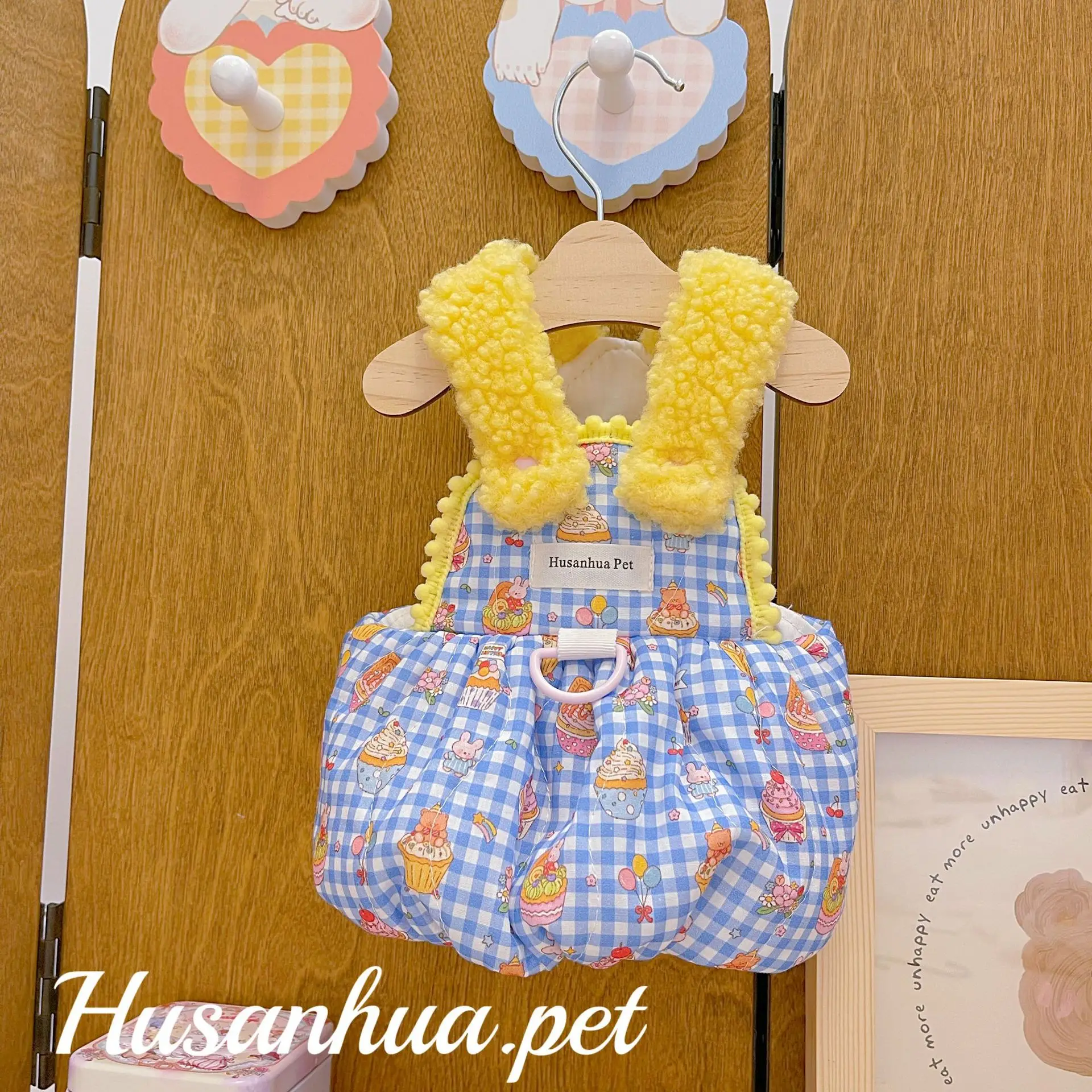 Pet Clothes Dog Cat Autumn and Winter Cake Pumpkin Cotton Dress Can Be Towed Teddy Bear Walking Dog Cute Skirt Pet Products