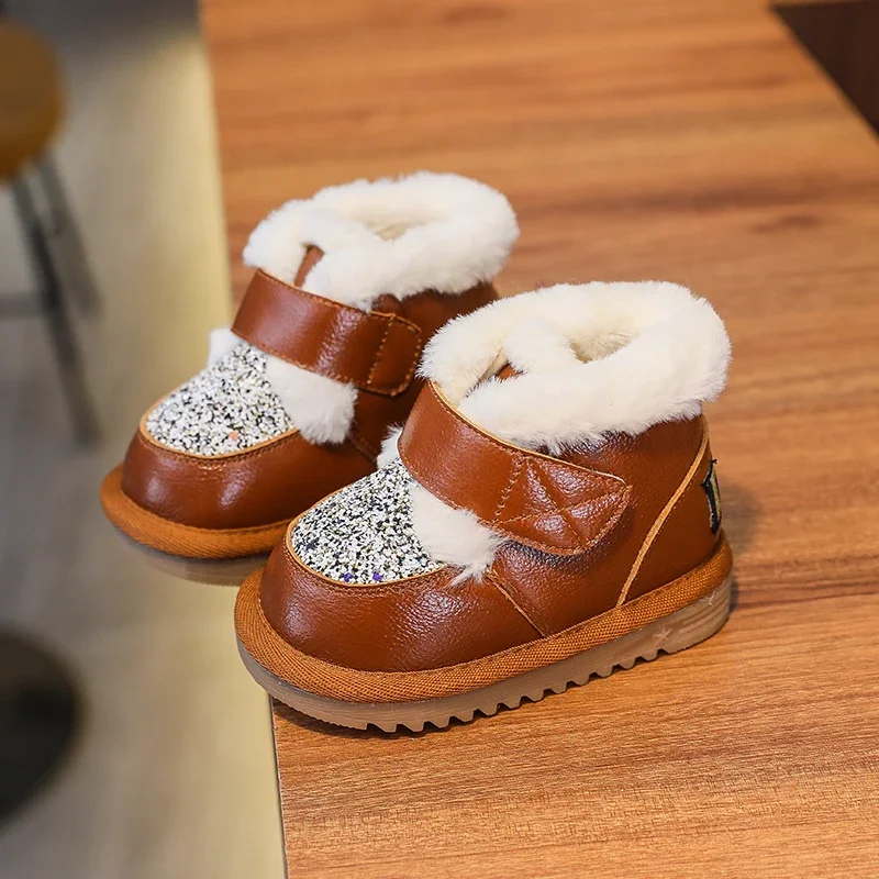 Botas de invierno de cuero genuino para niñas, botas de nieve antideslizantes de felpa para niños, zapatos para niños pequeños, zapatos de