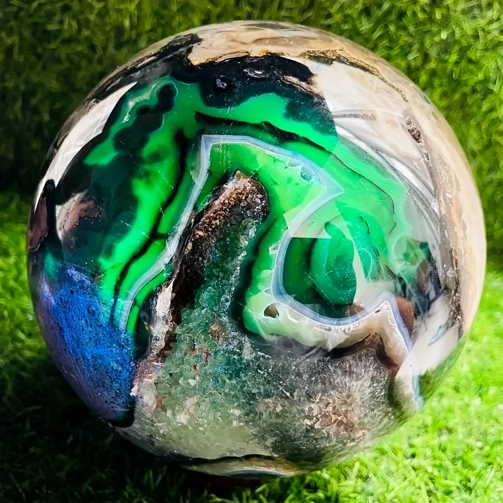Green Fluorescent Under Uv Light 55-70mm Volcanic Agate Crystal Stone with Druzy Sphere Crystals Collectible Polished Stone Ball