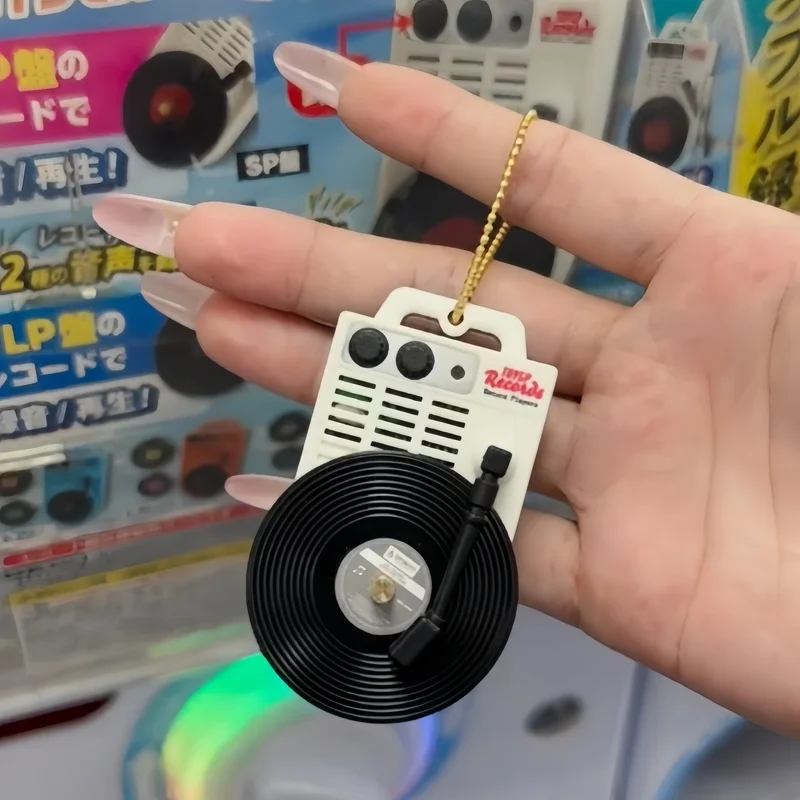 Mainan Spirits Retro Record Player Miniatur Simulasi Perekam Liontin Gantung Hiasan Twist & Pop (Ready Stock)