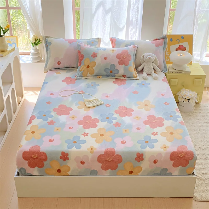 Colorful Flowers Pattern Velvet Fitted Sheet Set Ultra Soft Fuzzy Winter Bedroom Bedding Set Deep Pocket Flannel Mattress Cover