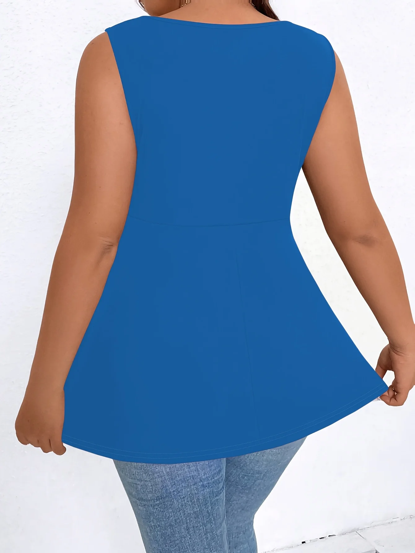 Elegantes Plus-Size-Oberteil für Damen mit quadratischem Ausschnitt und Raffungen für mühelosen Stil – Detail 14