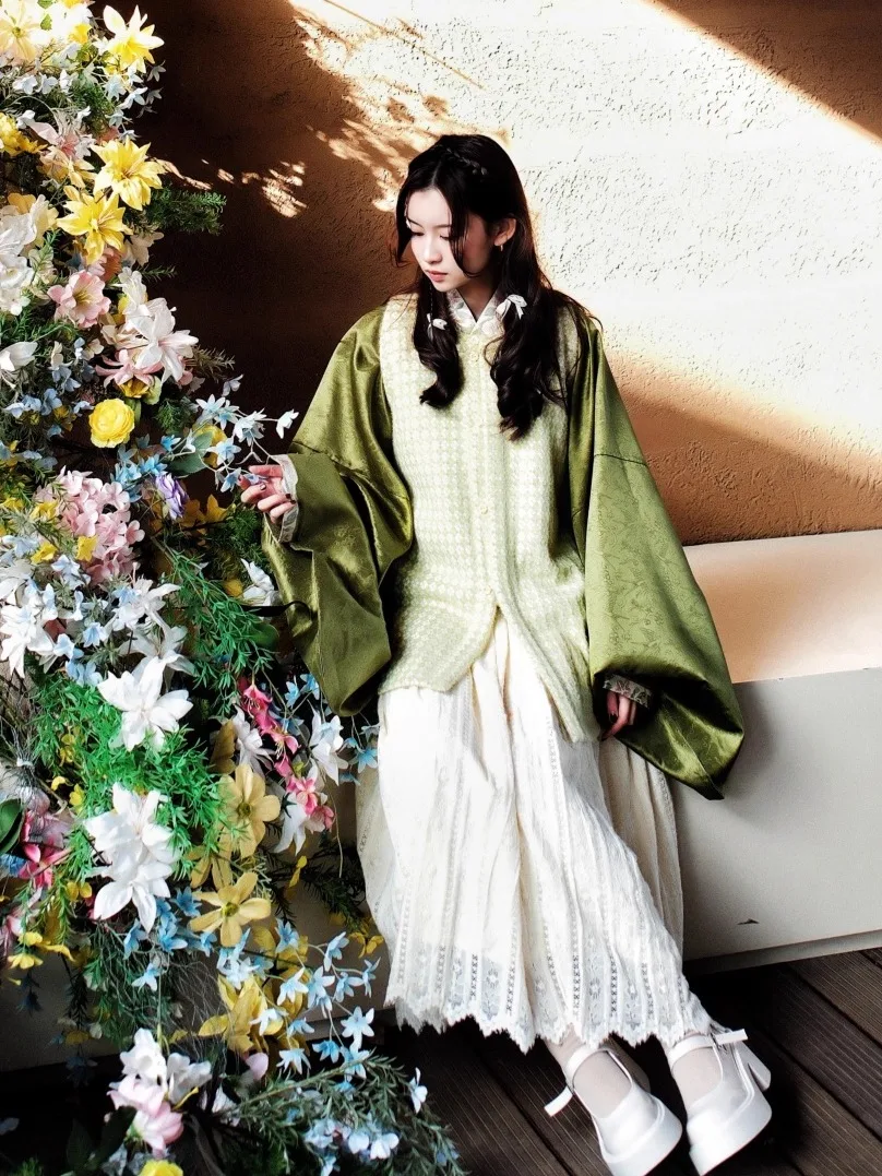 

Nanan Flavor Qingti Milk een Woolen Quilted Four Seasons Daily Small Body Armor een Diamond Pattern Hanfu Set