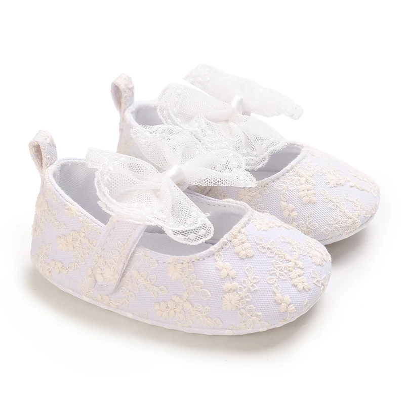 White Newborn Baby Baptism Walking Shoes Elegant And Noble Lace Bow Princess Shoes Comfortable Soft Soles Non-slip Walking Shoes