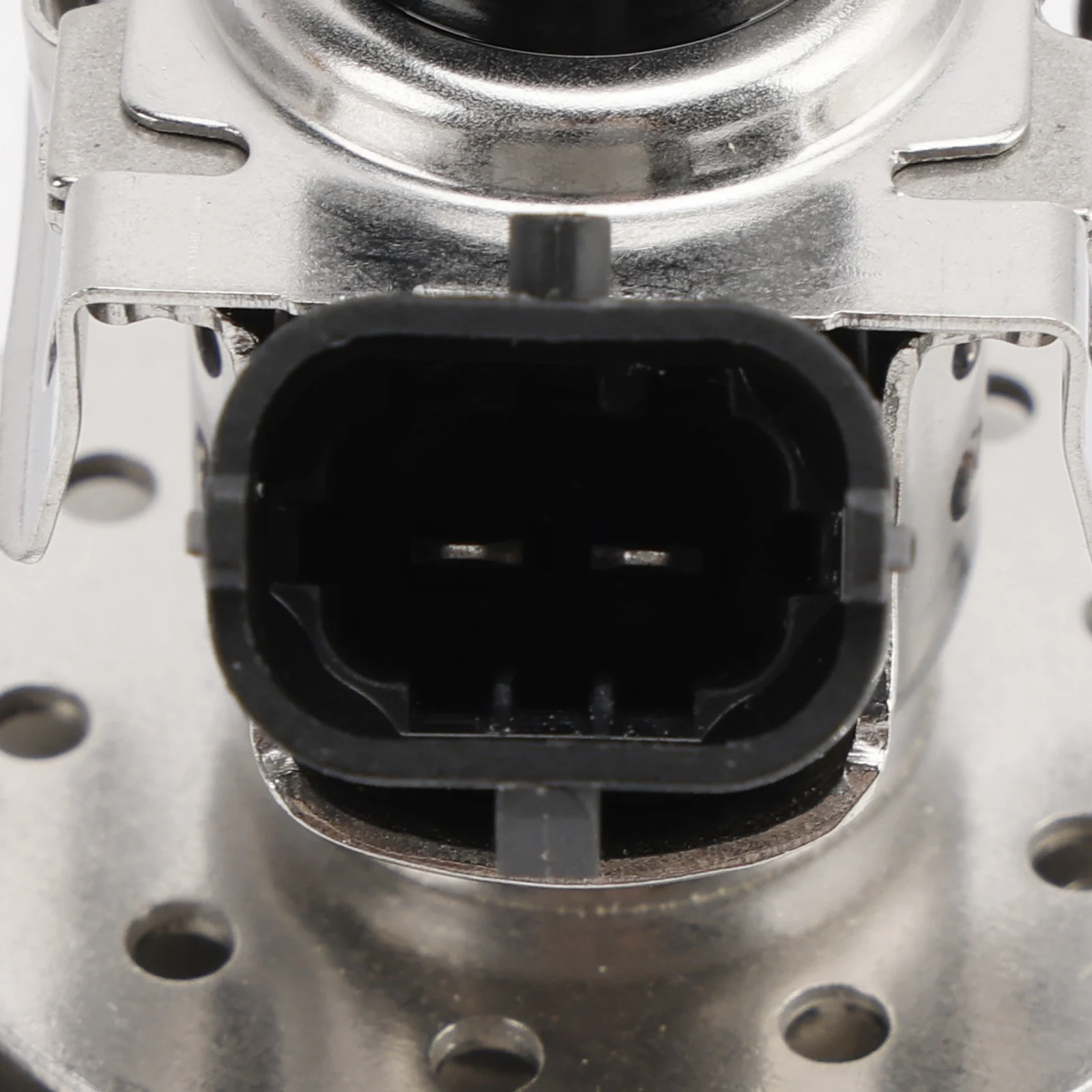 Artudatech الديزل انبعاثات السائل DEF حاقن فوهة لجنرال موتورز تشيفي 6.6L 10-15 12635928   اكسسوارات السيارات