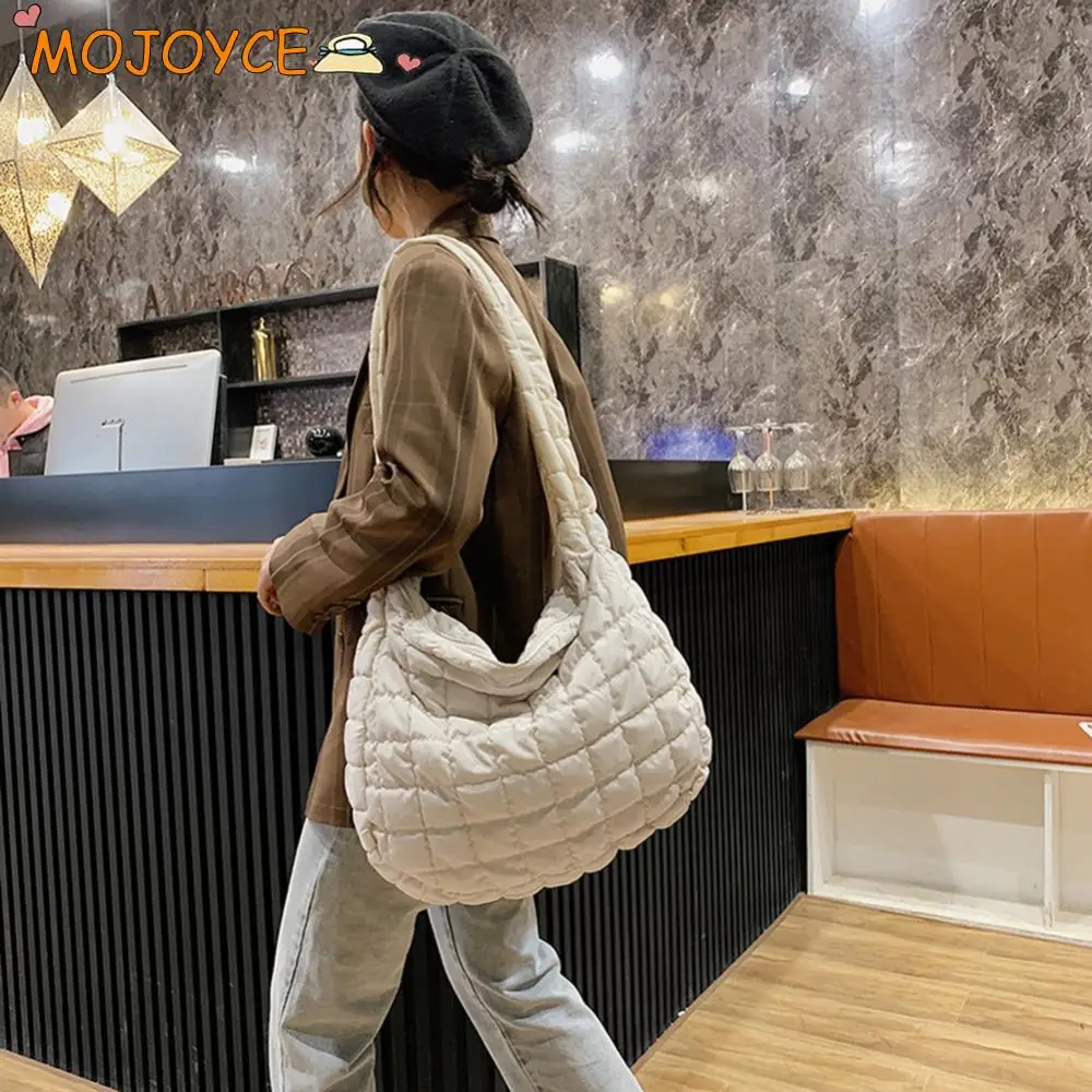 

Solid Color Shoulder Messenger Bag Eiderdown Women Handbags Fashion Simple PU Leather Totes Bags Clutch Bag