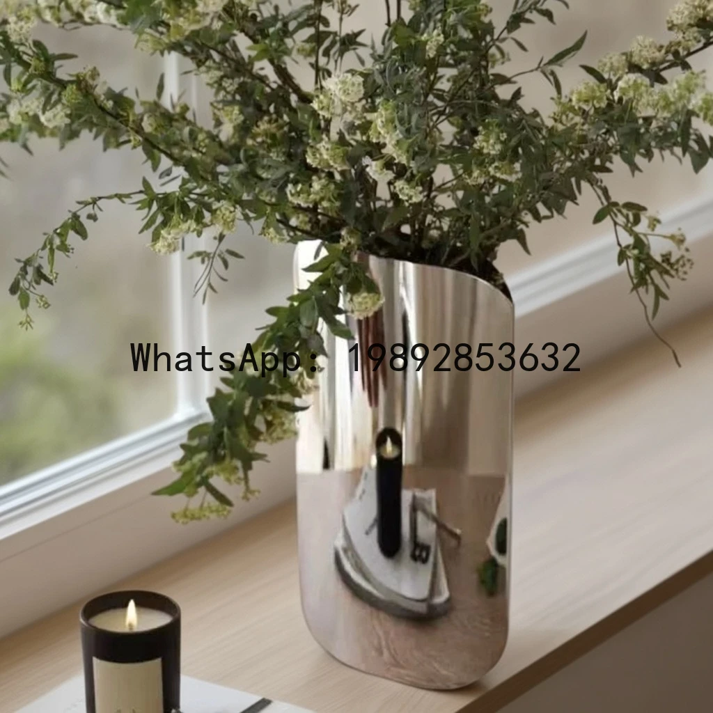 

Silver Stainless Steel Mirror-faced Geometric Decorative Vase Flower Vase Flower Pot Flower Arrangement Accessories Vases