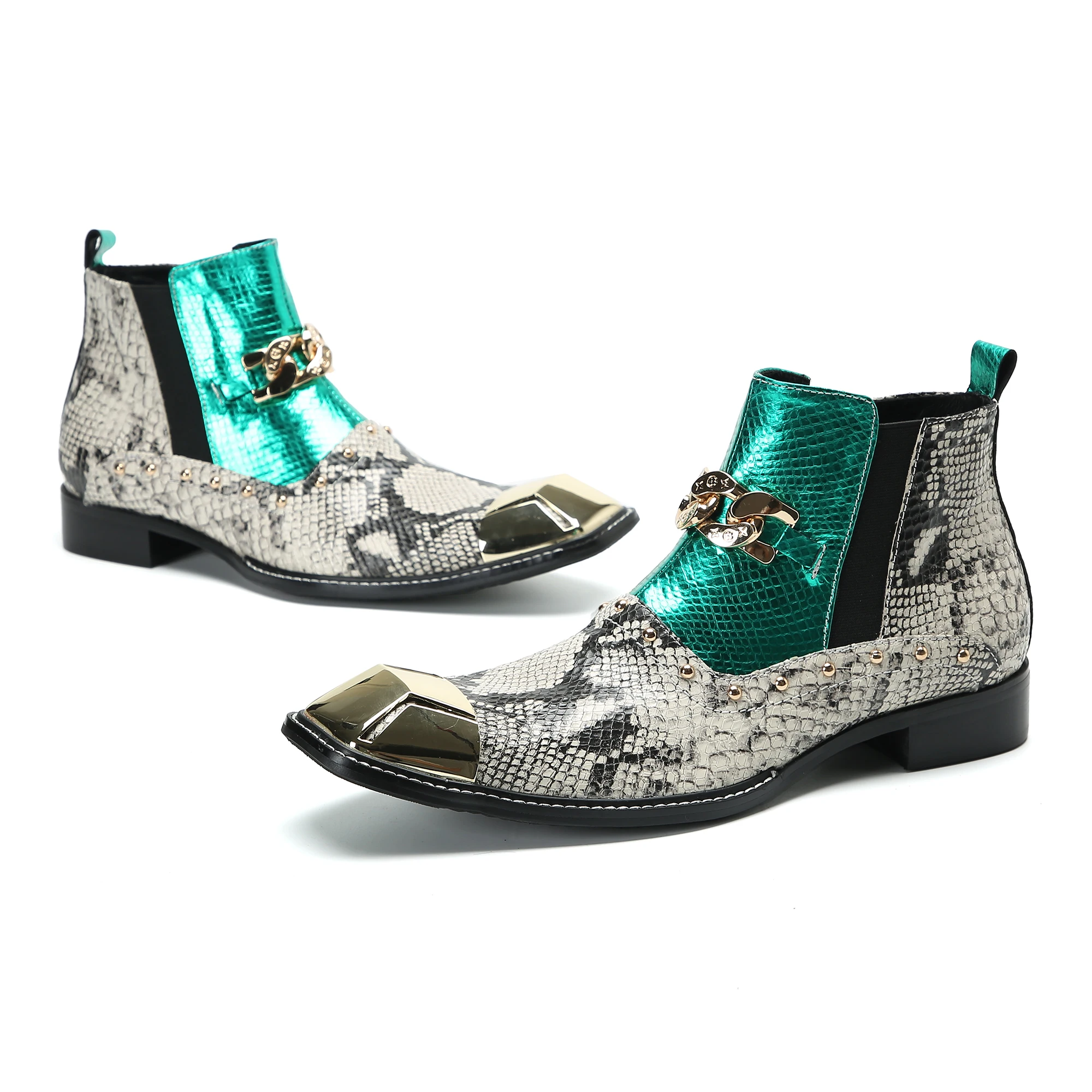 موضة المعادن ساحة تو رجل جلد طبيعي حذاء من الجلد حجم كبير المسامير فستان حفلات الزفاف أحذية الرجال دراجة نارية أحذية بوت قصيرة