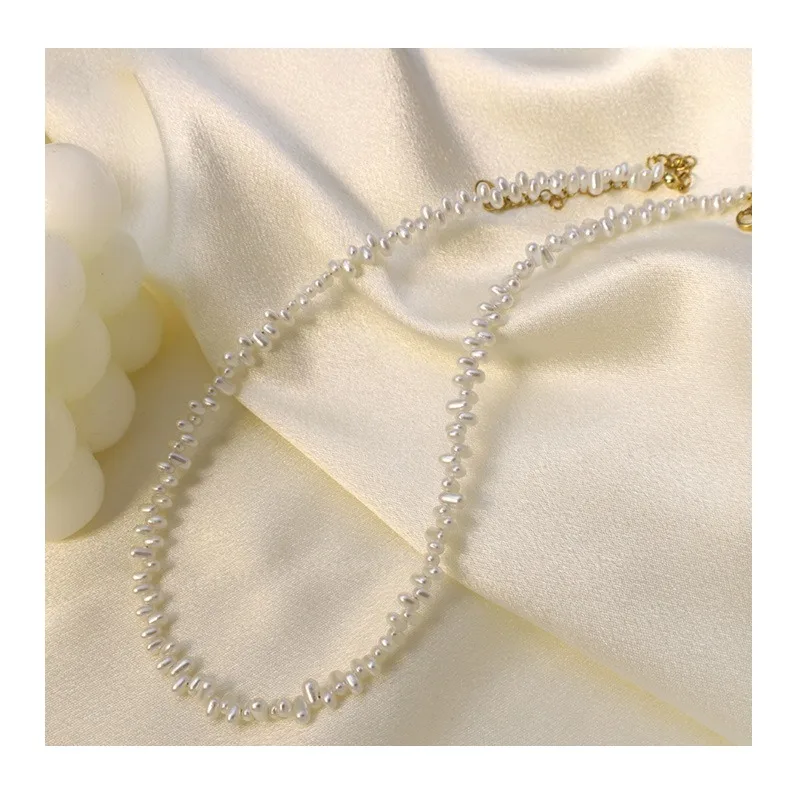 

Baroque Special-shaped Rubber Beads Imitation Pearl Necklace Women's New Irregular Pearl Neck Chain Elegant Temperament Sweet Co