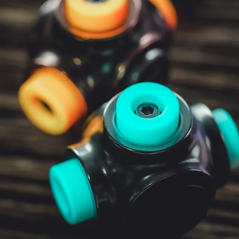 LAUTIE X-Bone Leuchtendes Zubehör Fidget Spinner Dekompression Dekompression Kleines Spielzeug EDC Flip Fidget Toys