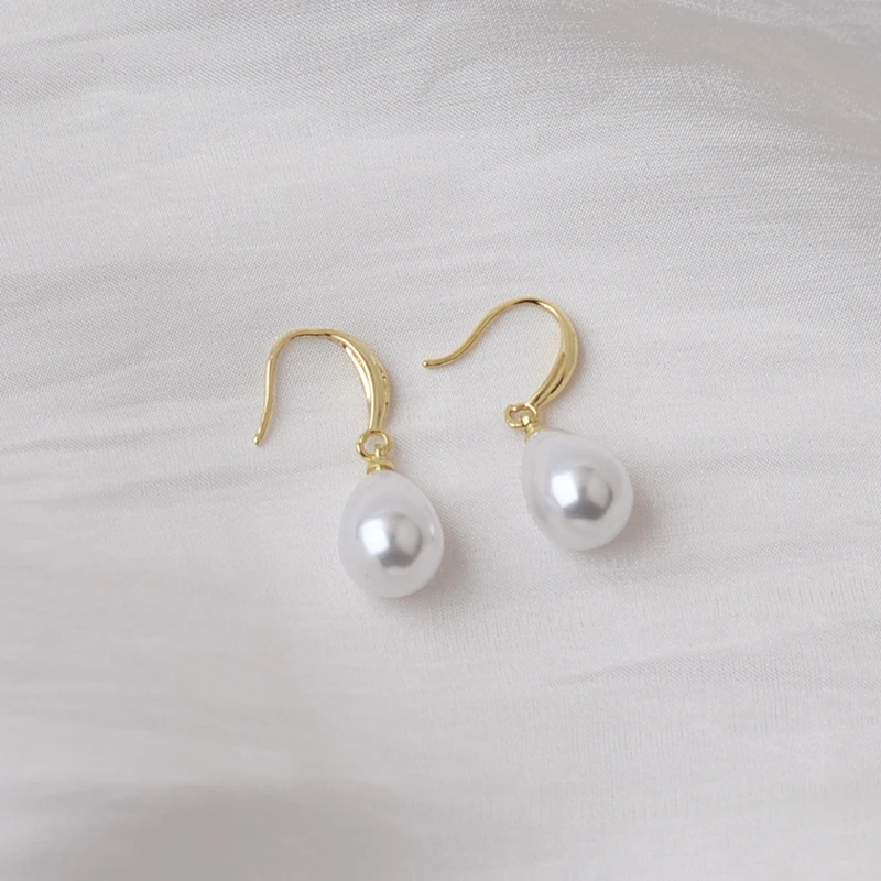 Korean Style Water Drop Imitation Pearl Pendant Earrings for Women Simple Sweet Wedding Jewelry Lover Christmas Gift