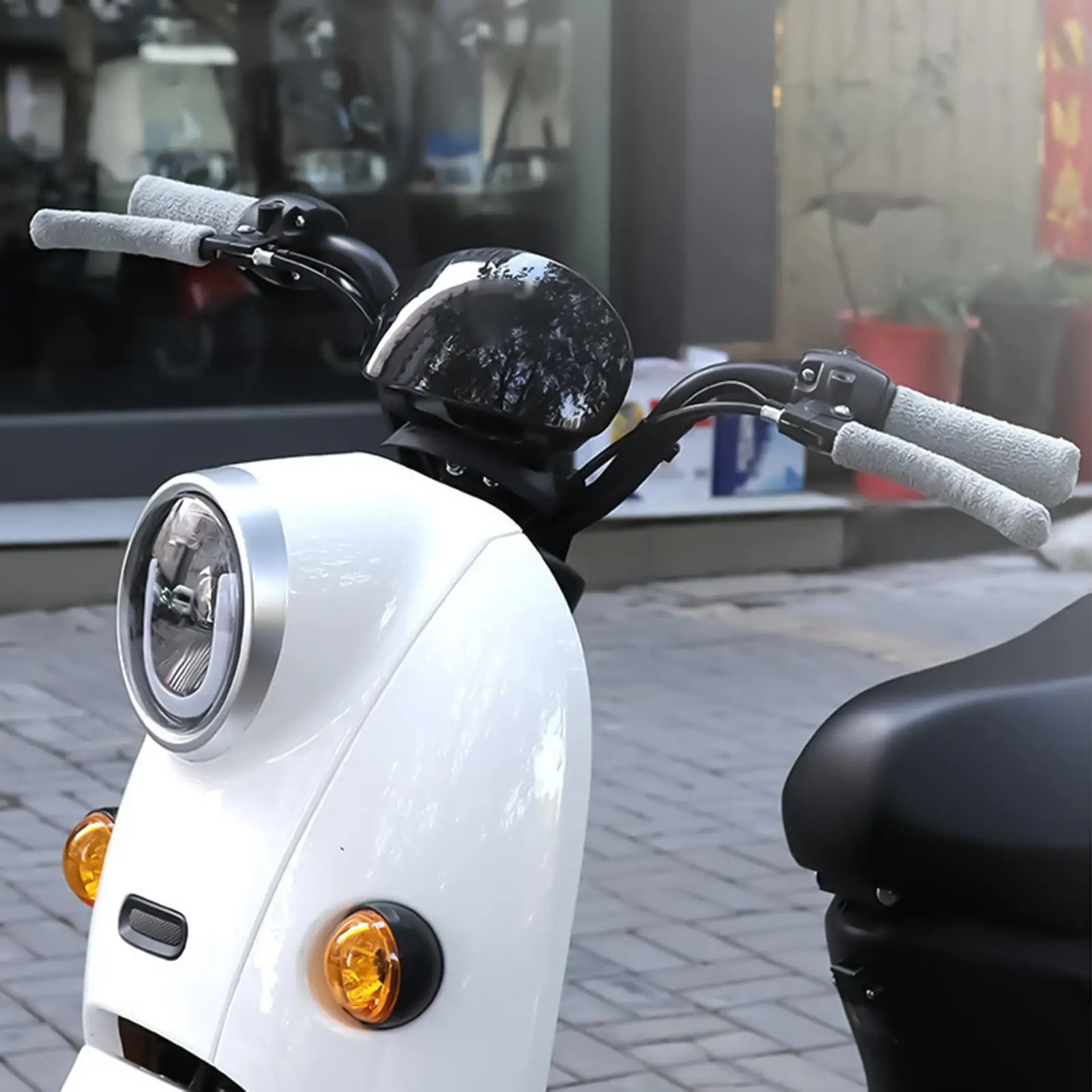 

Motorcycle Handle Grip Covers Plush Soft Cold Weather Handlebar Brake Lever Cover For Cycling For Adventure Commuting Cruising