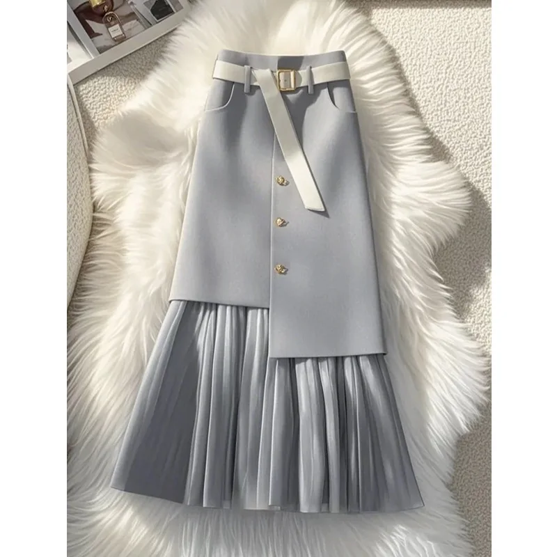 

Новая серая женская юбка, дизайн для ранней весны, подходит для фигуры типа «груша», прикрывает бедра, стройнит и подчеркивает фигуру.