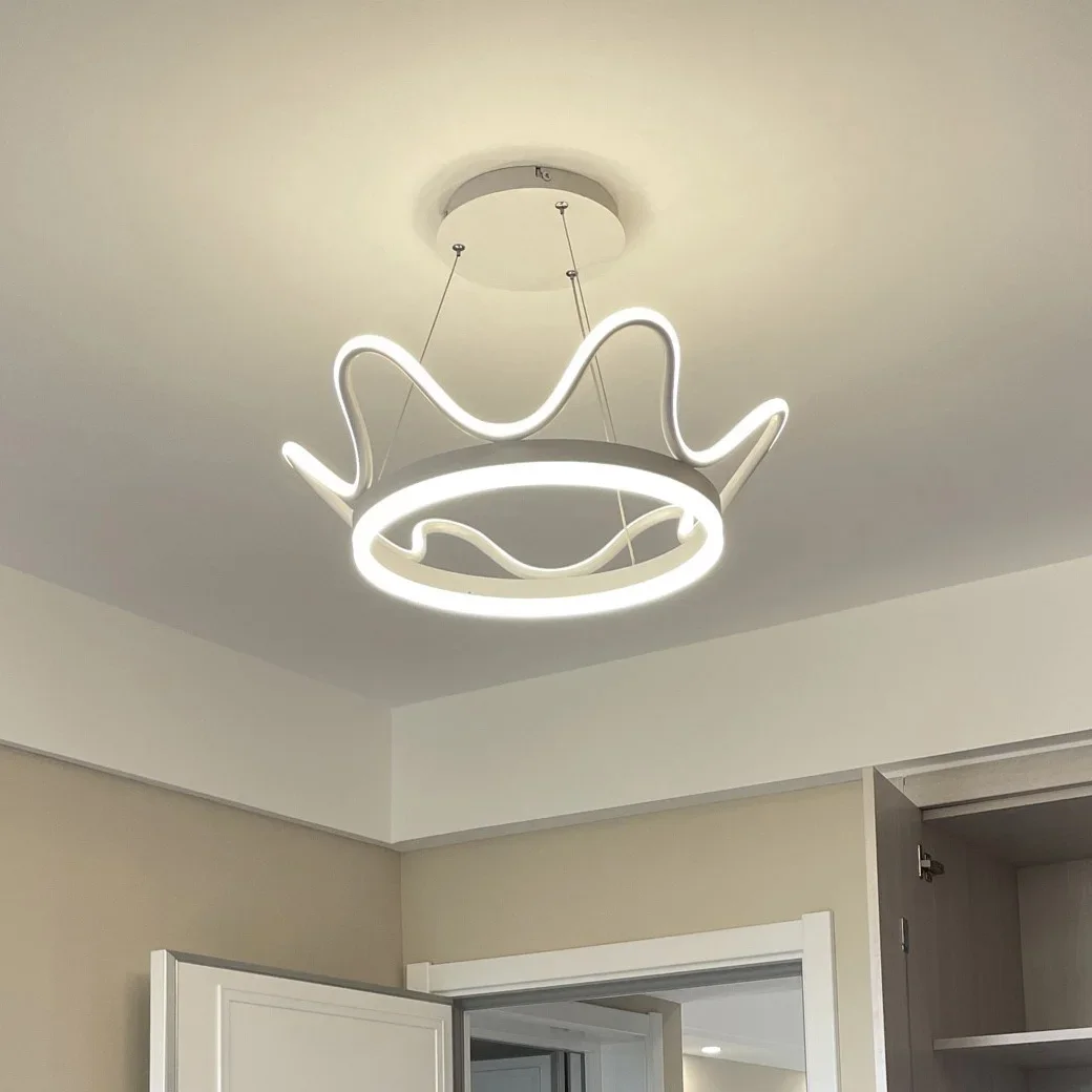Modern Simple Bedroom Chandelier Creative Crown Light Luxury Net Red New Nordic Style Girls Children's Room Decorative Lighting
