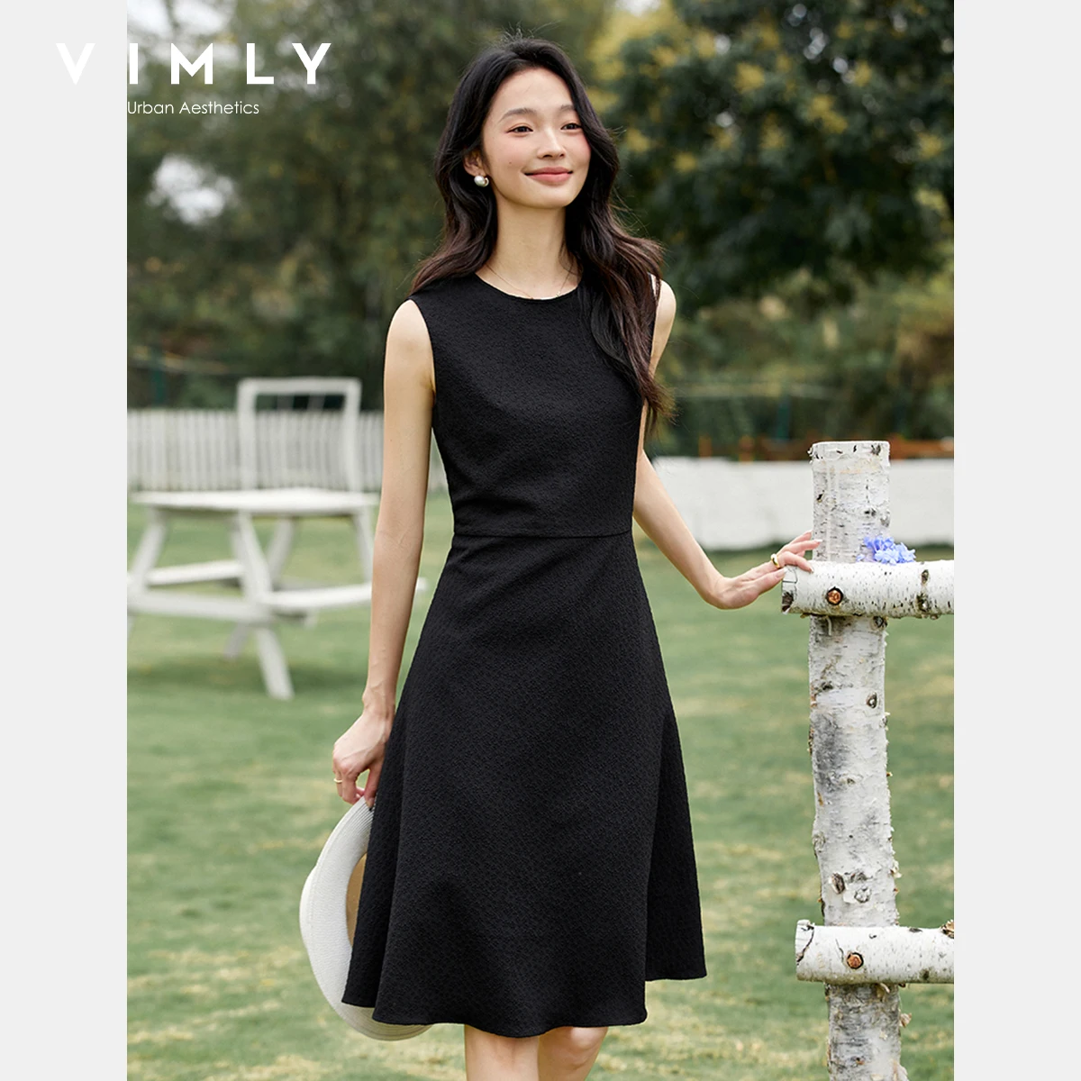 

VIMLY Summer French Elegant Black Dresses For Woman 2025 Fashion Textured Sleeveless Fitted Midi Dress Ladies Clothing A1783