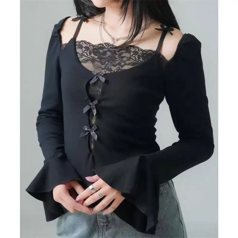 Fashion Women Clothing Off Shoulder Tops Women Y2K Aesthetic Cropped Lace Splicing Crop Top Sexy Coquette Long Sleeve T-shirt