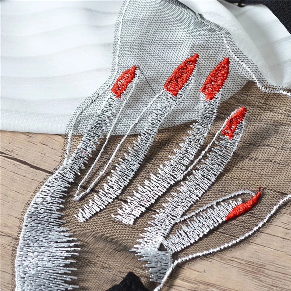 

Мужские кружевные сетчатые трусы с вышивкой, прозрачное нижнее белье для мужчин, стринги с низкой талией, очень сексуальное белье, унисекс-трусики для женщин и мужчин.