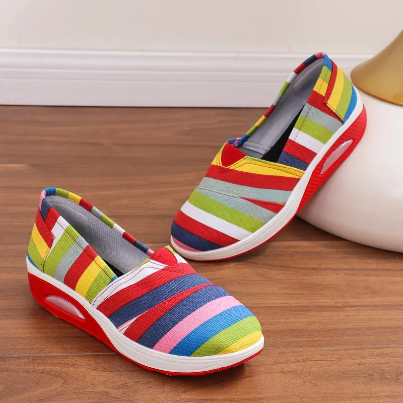 Regenbogen Farbe Damen Canvas Schuhe Herbst rutsch feste strap azier fähige Slip-On Damenschuhe leichte stoß dämpfende klobige Turnschuhe