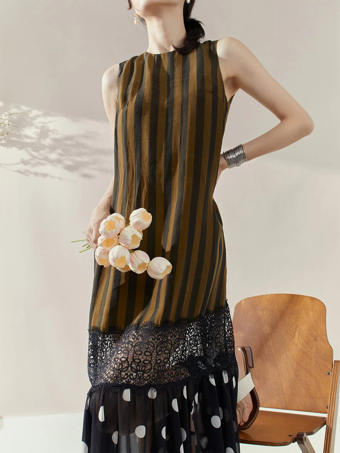 الفرنسية أنيقة الرجعية عارضة عطلة الصيف فساتين جولة الرقبة أكمام مخطط نقطة الدانتيل الربط مزاجه فستان طويل المرأة