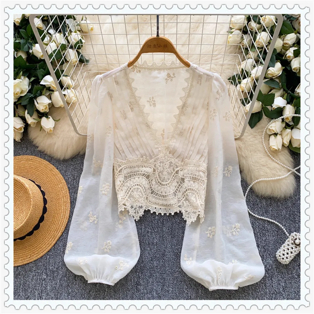 

Блузка с v-образным вырезом и рукавами-фонариками во французском стиле, элегантный топ с тяжелой вышивкой для женщин, осенняя шикарная универсальная повседневная одежда