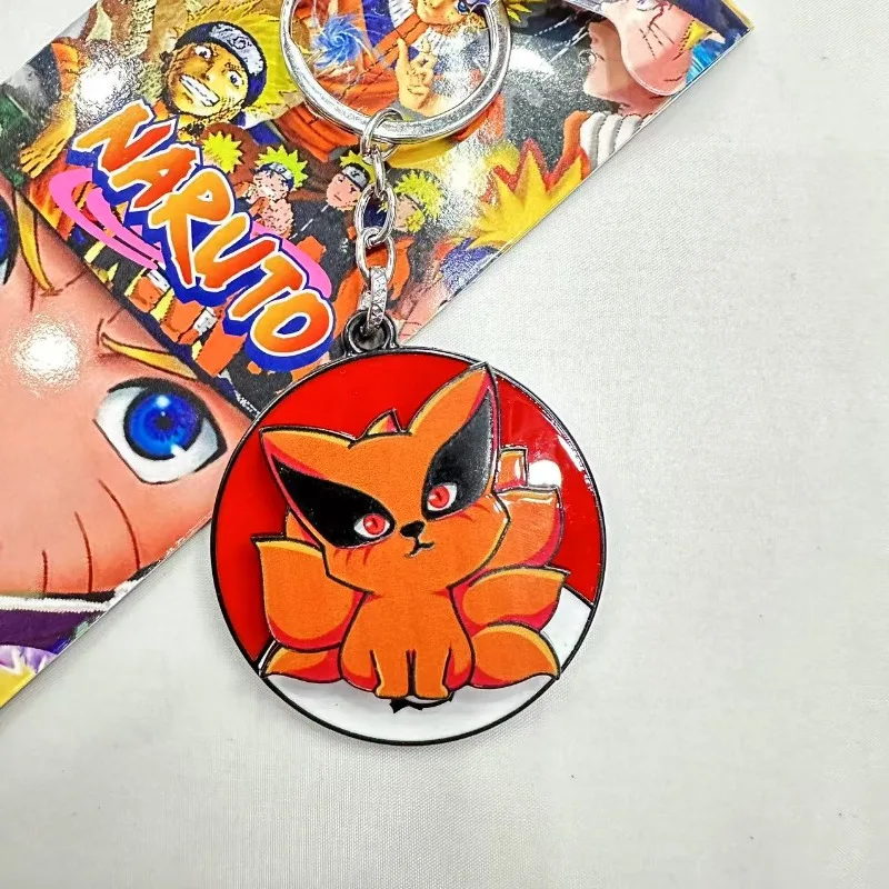 Creativo Naruto Metal periférico de animé Sasuke Naruto llavero de una sola pieza mochila de estudiante decoración de llaves pequeño regalo
