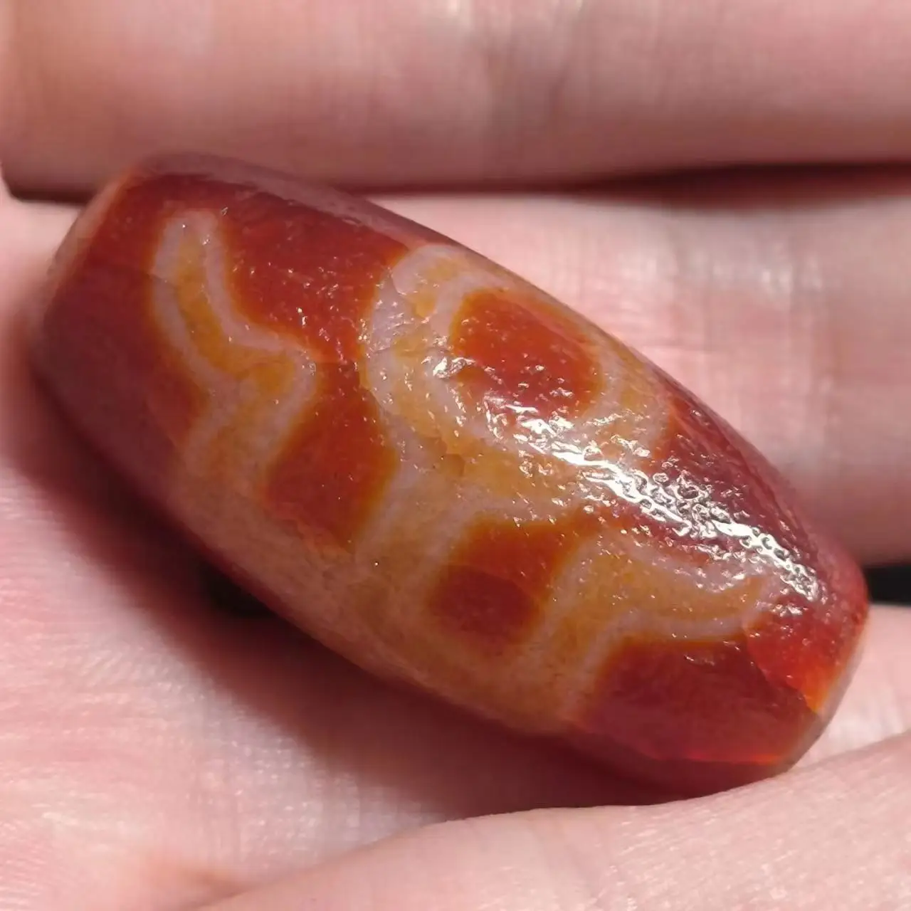 1pcs/lot natural high quality old agate dzi Blood red dragon scale pattern rare and precious diy accessories collection jewelry