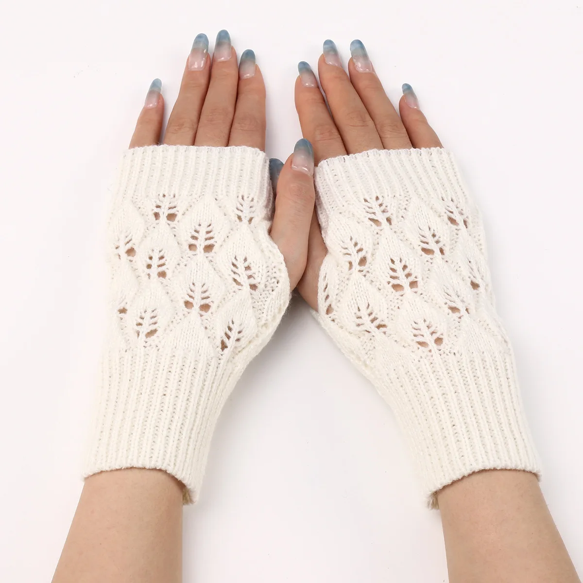 قفازات شتوية حرارية محبوكة بنصف إصبع للرجال والنساء - دافئة ومسامية ومريحة للأنشطة الخارجية واللياقة البدنية