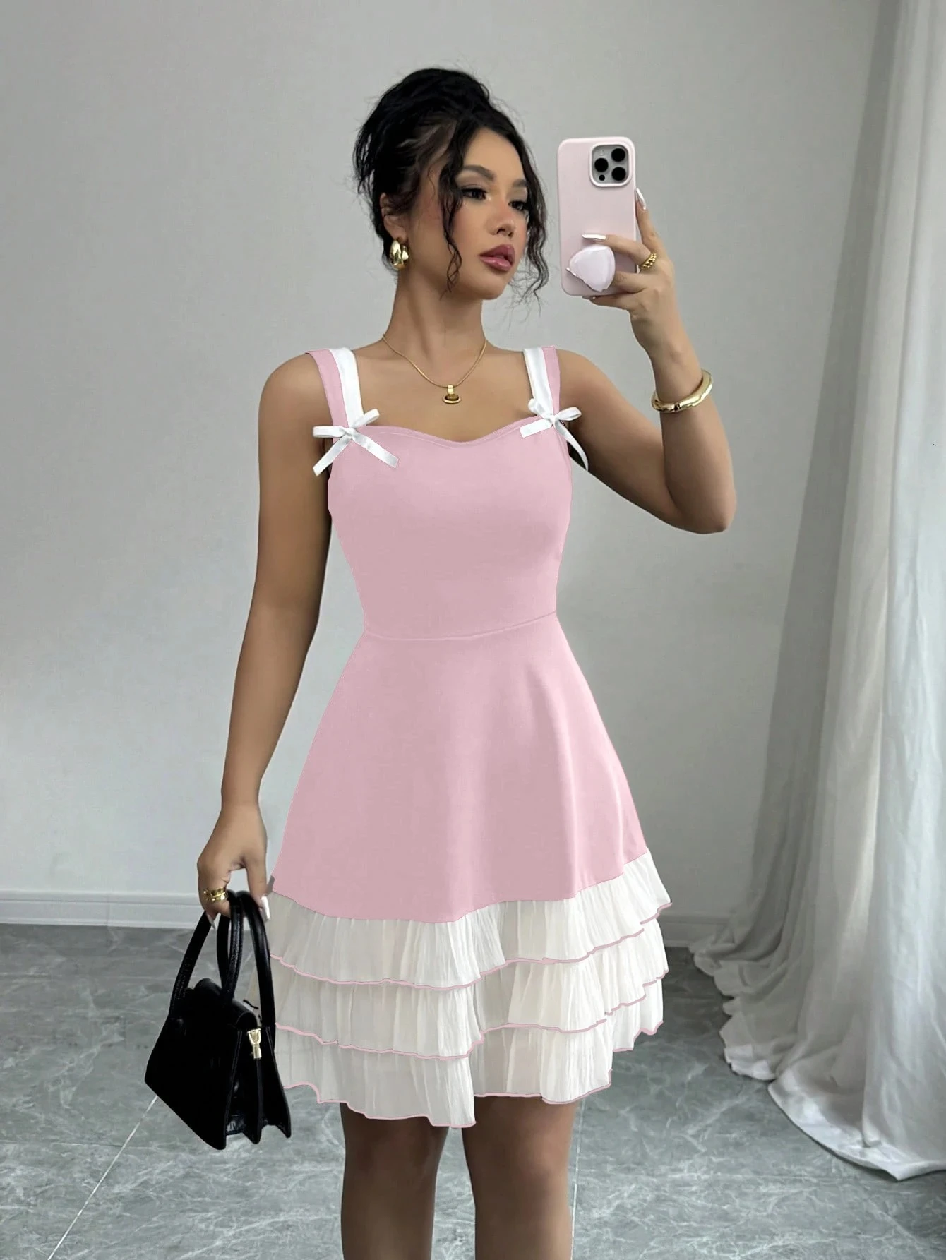 ชุดเดรสทรงเค้กหางปลาแบบมีสายรัดเอวสำหรับผู้หญิง