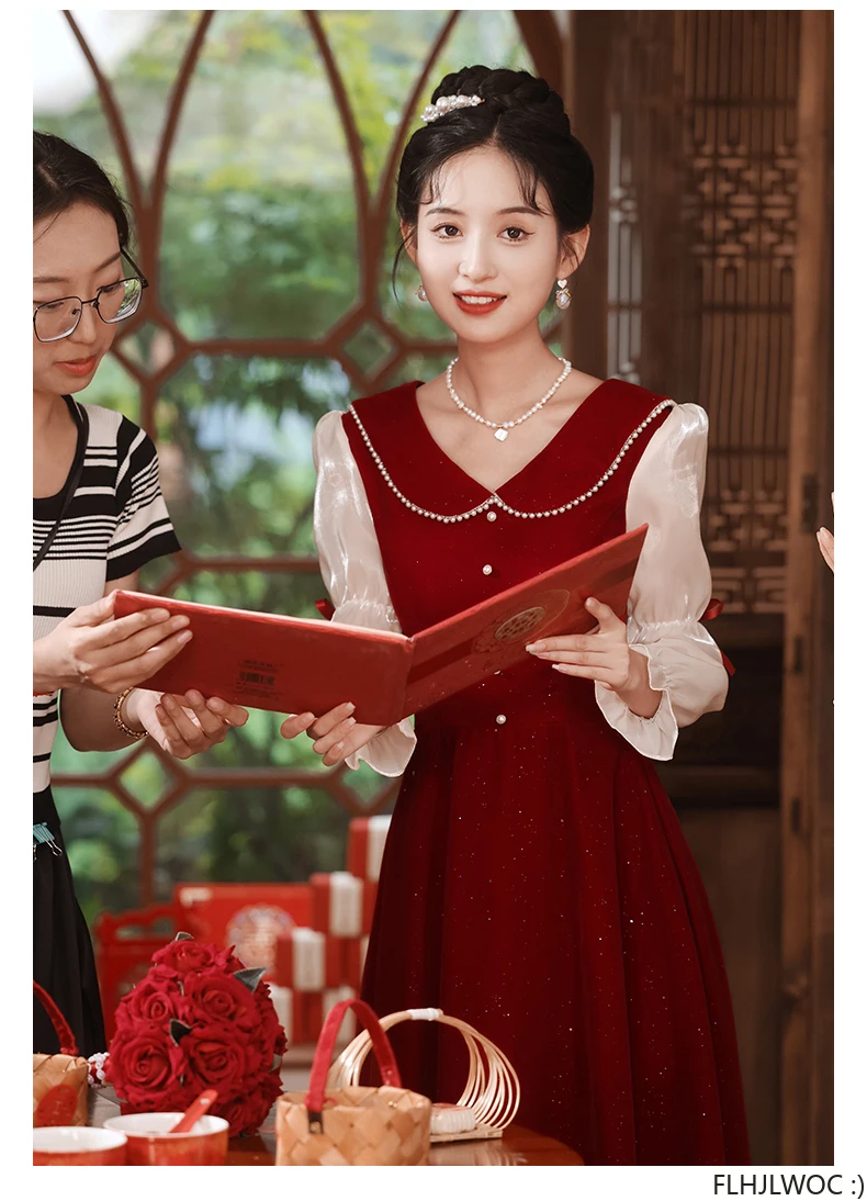 New Year Christmas Chic Elegant Annual Meeting Red Dress Women Square Neck French Design Bling Beaded Bride Long Velvet Dresses