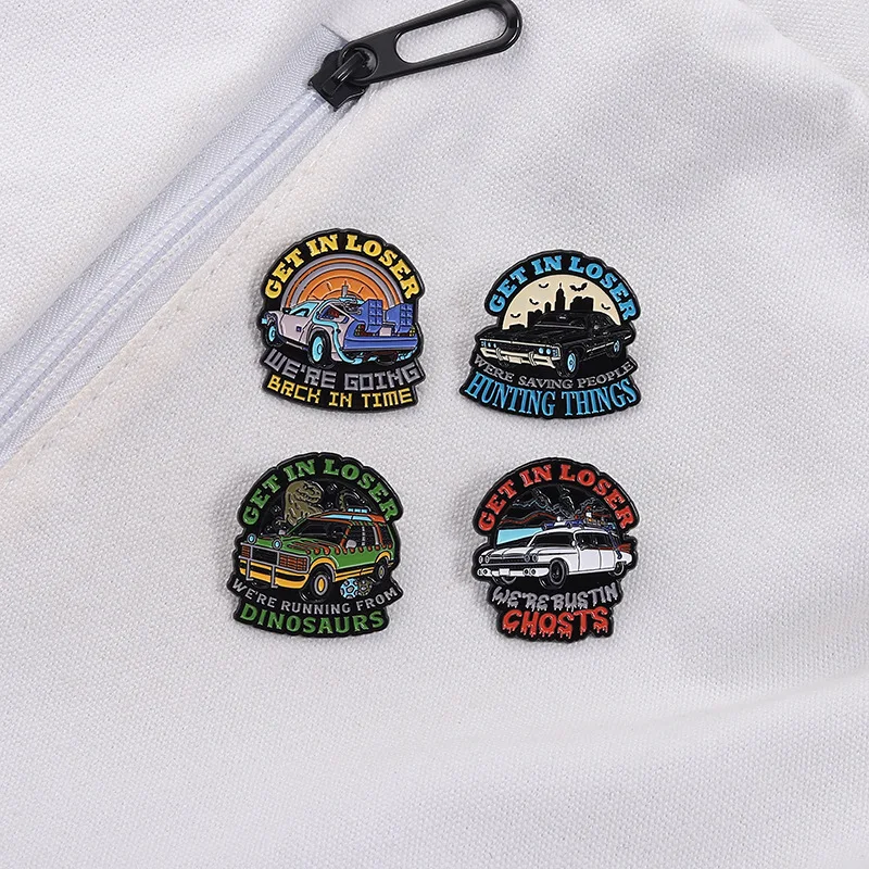 الإبداعية الإنجليزية إلكتروني مجوهرات ميدالية الرجعية سيارة هندسية دائرية نمط الديكور بروش شارة المينا دبوس شارات على ظهره