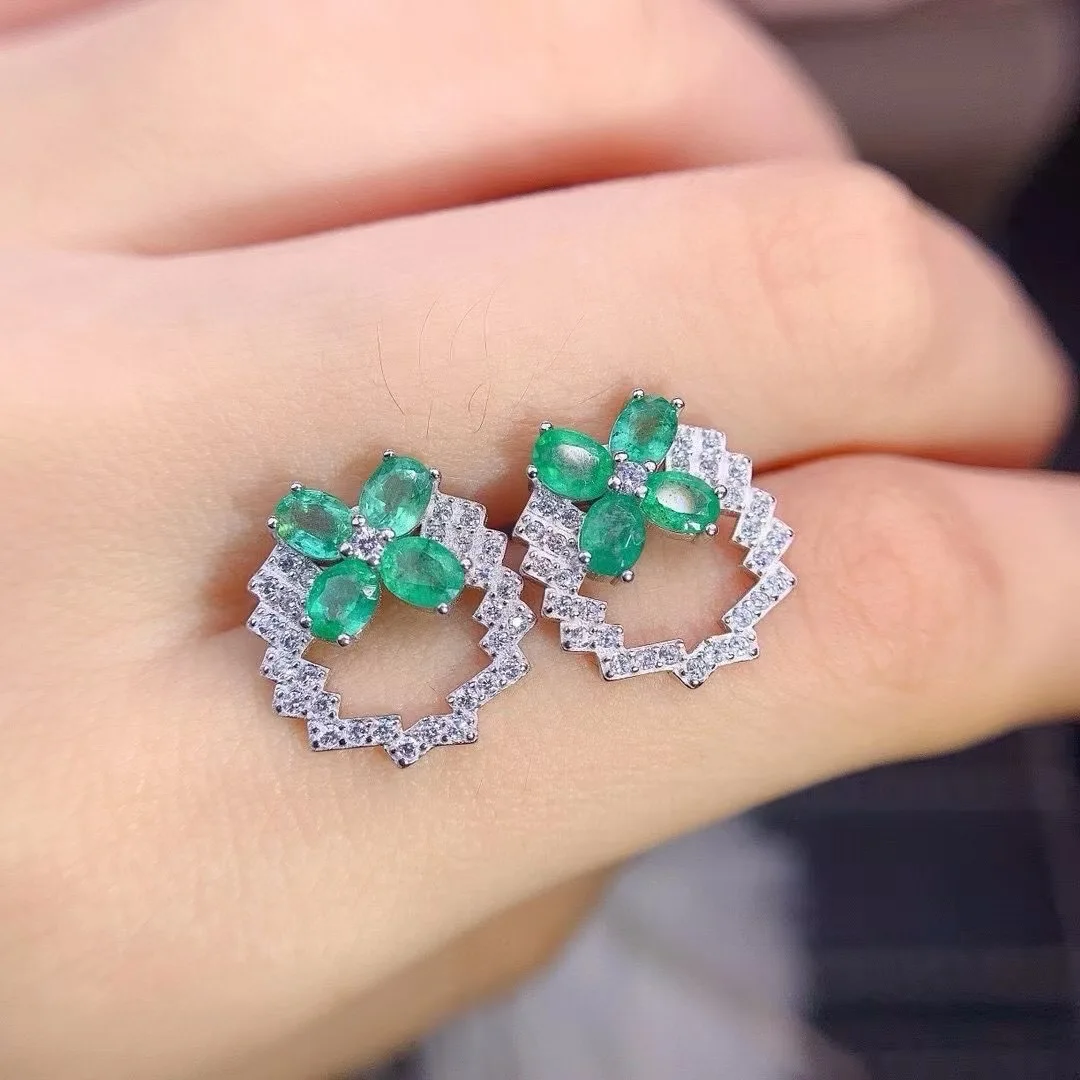 

KJJEAXCMY High End Women's Earrings Natural Emerald S925 Silver with Electroplating Boasting High Clarity Full Brilliance
