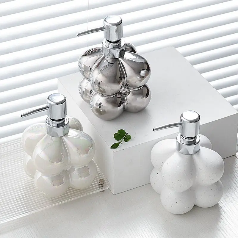 Silver-plated Emulsion Bottles Ceramic Sub-soap Containers Home Hotel Decorated Bathroom Shampoo Collection Bottles Wedding Gift