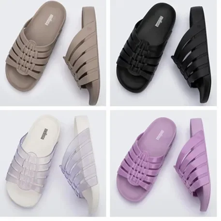 شبشب ميليسا داخلي ناعم من الأسفل ملابس منزلية عصرية للحمام مضادة للانزلاق مريحة من مادة PVC المنسوجة سهلة الارتداء للارتداء غير الرسمي #1