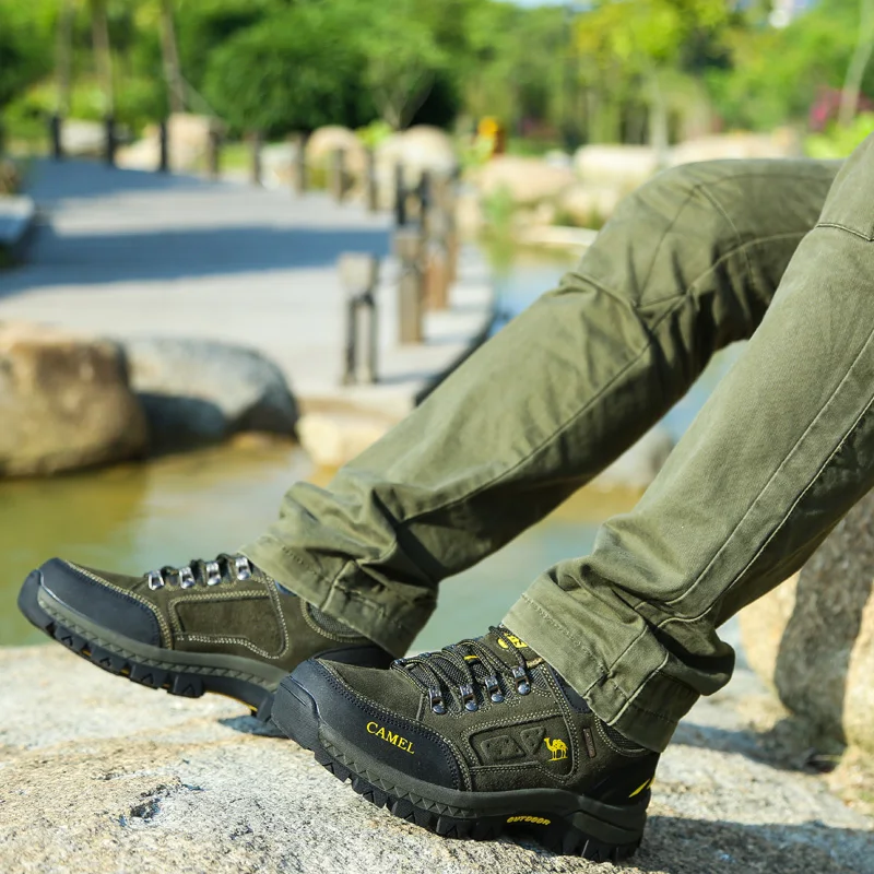 Suede Leather Men Hiking Shoes Outdoor Trail Trekking Sneakers Men Non-slip Breathable Climbing Shoes Men Mountain Sports Shoes