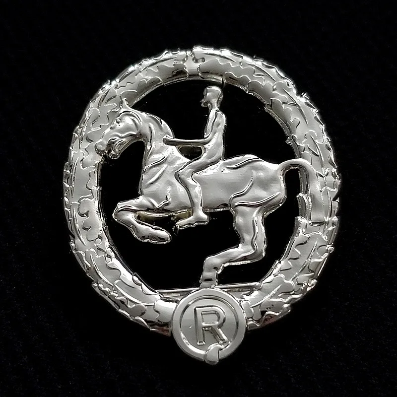 

Metal riding badge, replica badge