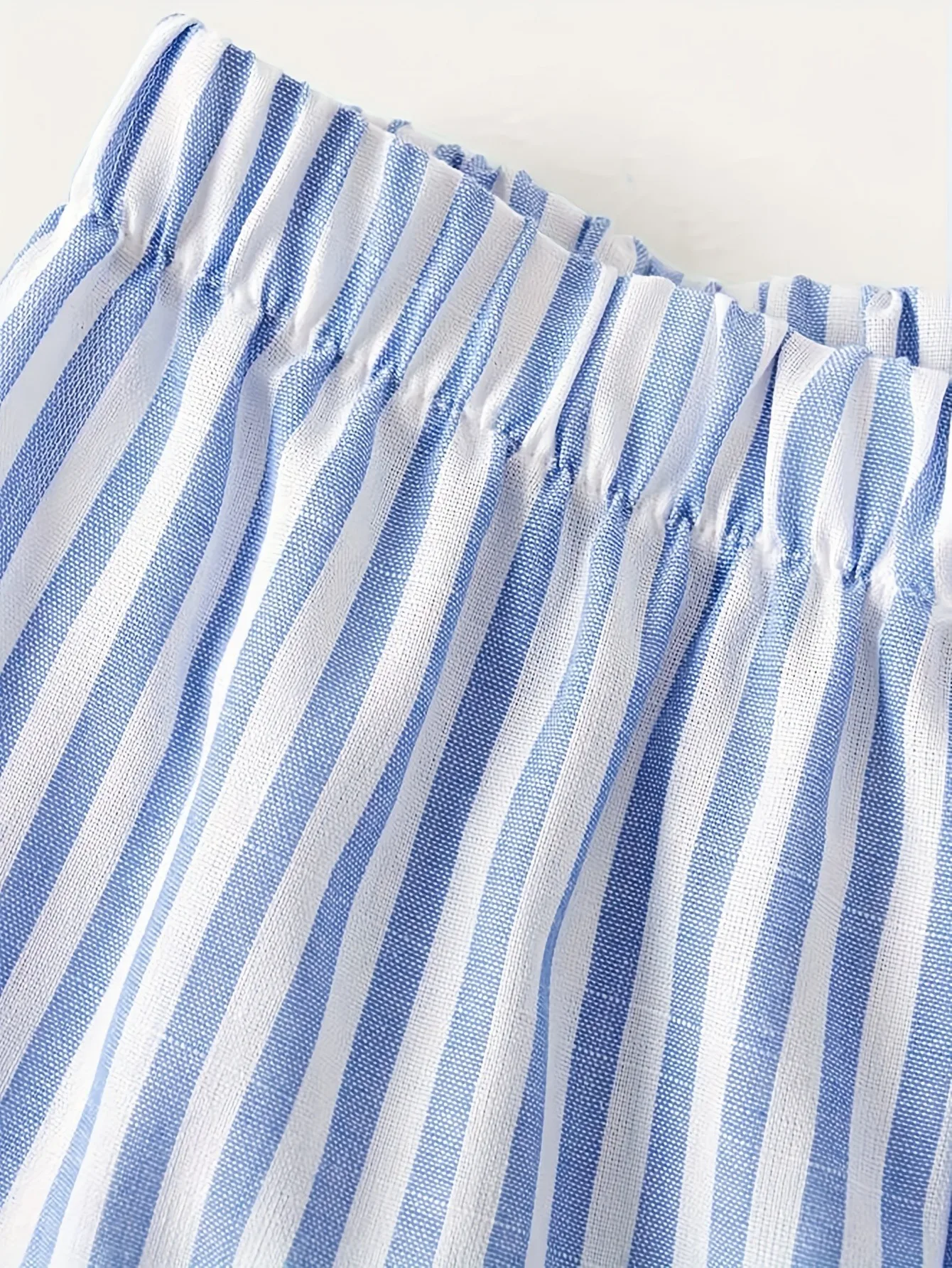 Bequemes 2-teiliges gestreiftes Set für Mädchen, Peplum-Oberteil aus atmungsaktivem Stoff und Hose mit weitem Bein für Schule und Urlaub – Detail 5