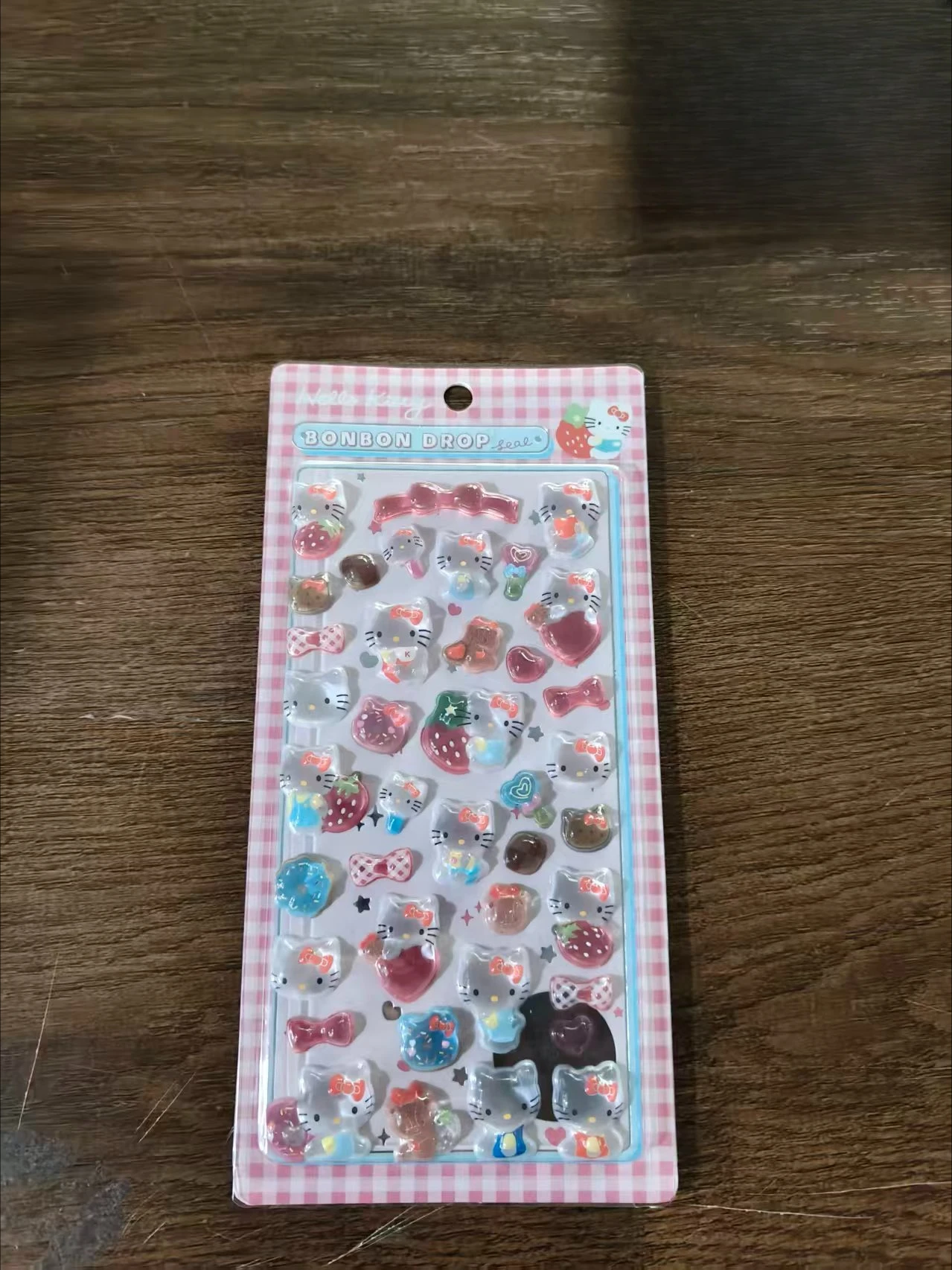 2026  New Sanrio 3D relief crystal sticker for Meileti Kitty Yuguigou phone case DIY sticker solid