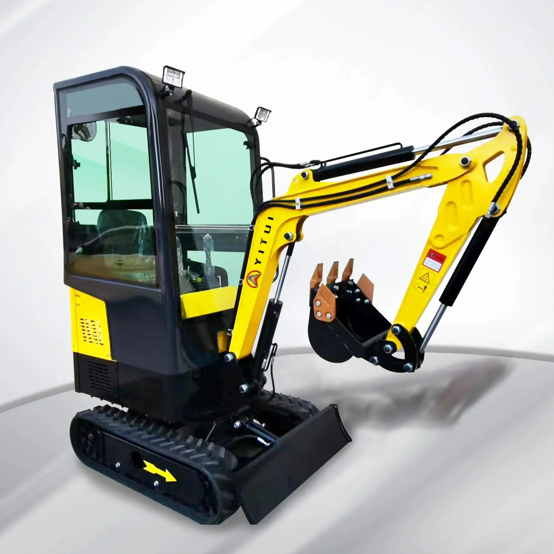 Il mini escavatore diesel Kubota personalizzato è potente e adatto per mini escavatore cabina multifunzionale per fattoria familiare