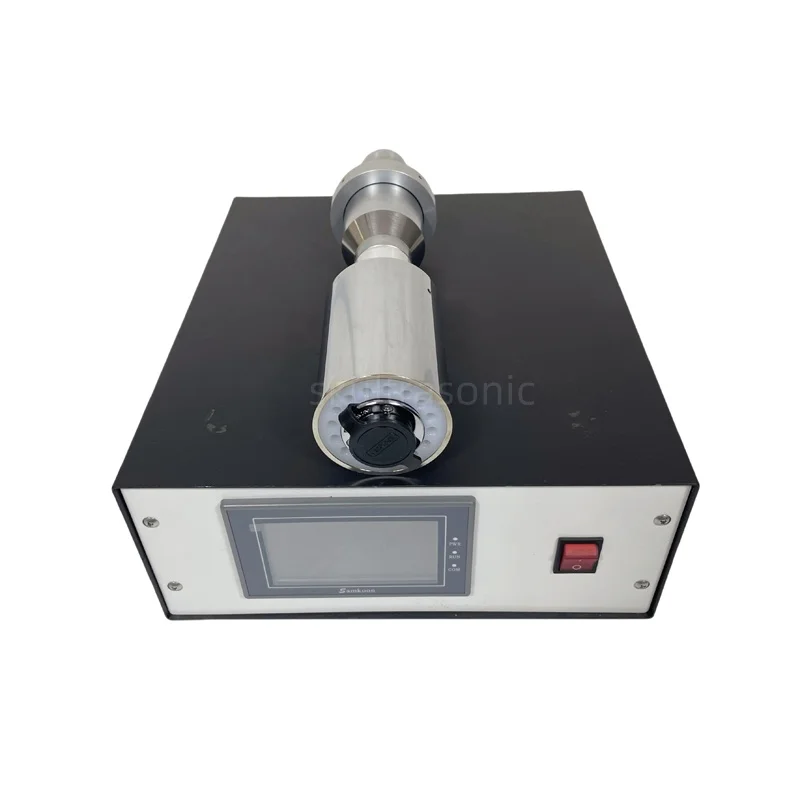 เครื่องกําเนิดการเชื่อมคลื่นต่อเนื่องพร้อม Senosr การเชื่อมสําหรับเครื่องเชื่อมซีลพลาสติกผ้าไม่ทอผ้าอัลตราโซนิก 20K