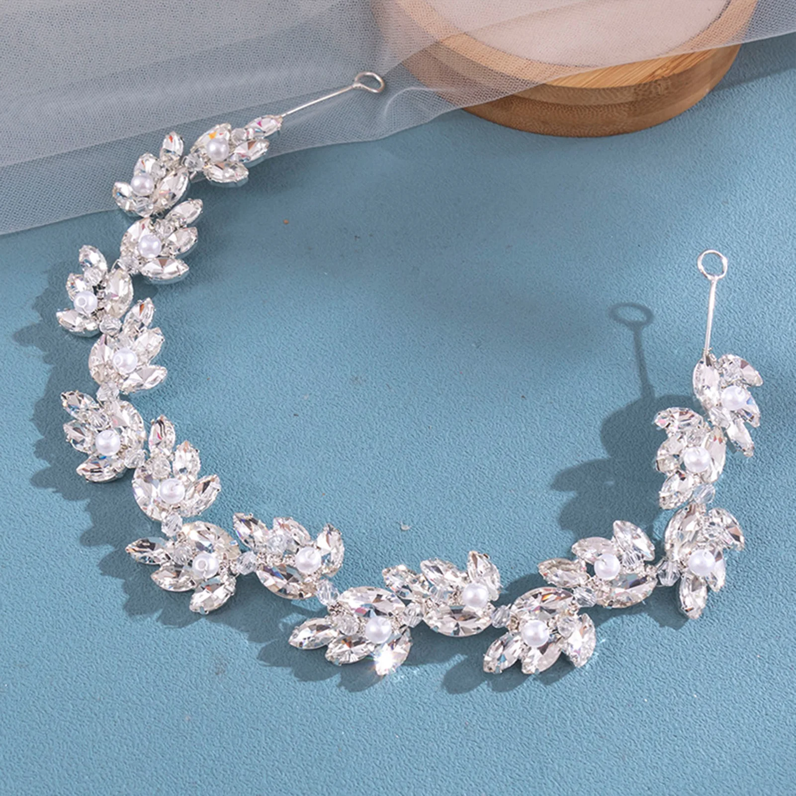 Bridal Flower Dazzling Weaving Headband Woman Headdress with Sparkling Rhinestones for Bridesmaid Wedding Party Balls