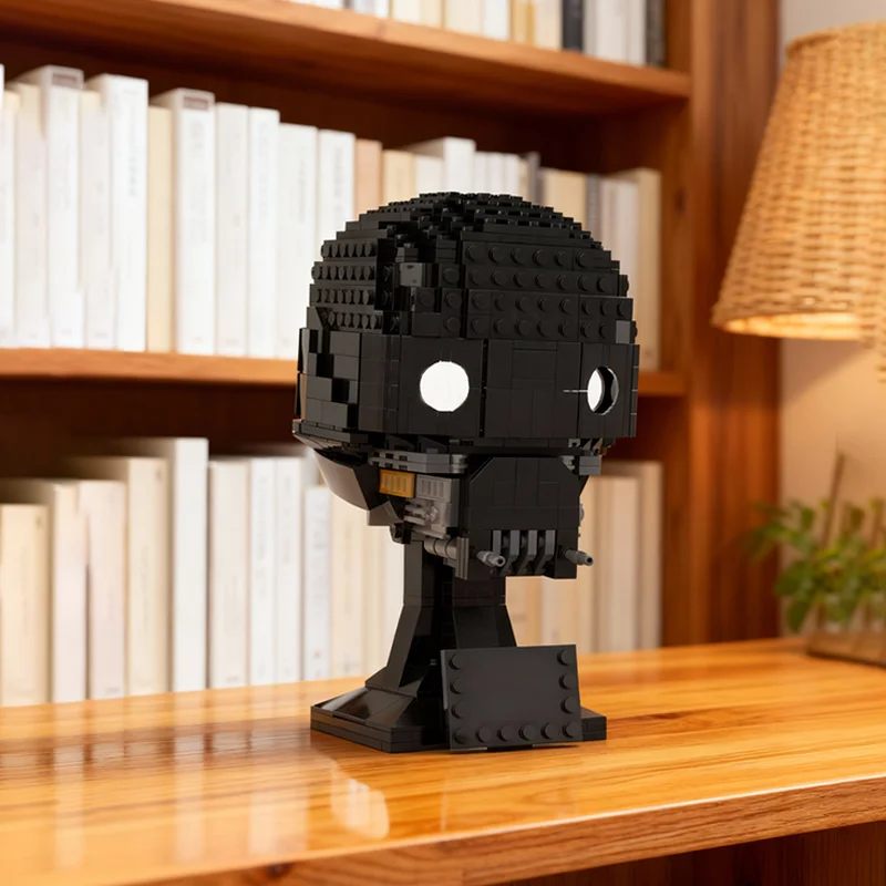 

635pcs MOC Helmet Collection Star Battle Model Building Blocks Desk Decor, Desktop Decor, Home Decor For Adults Desk Decor Gift