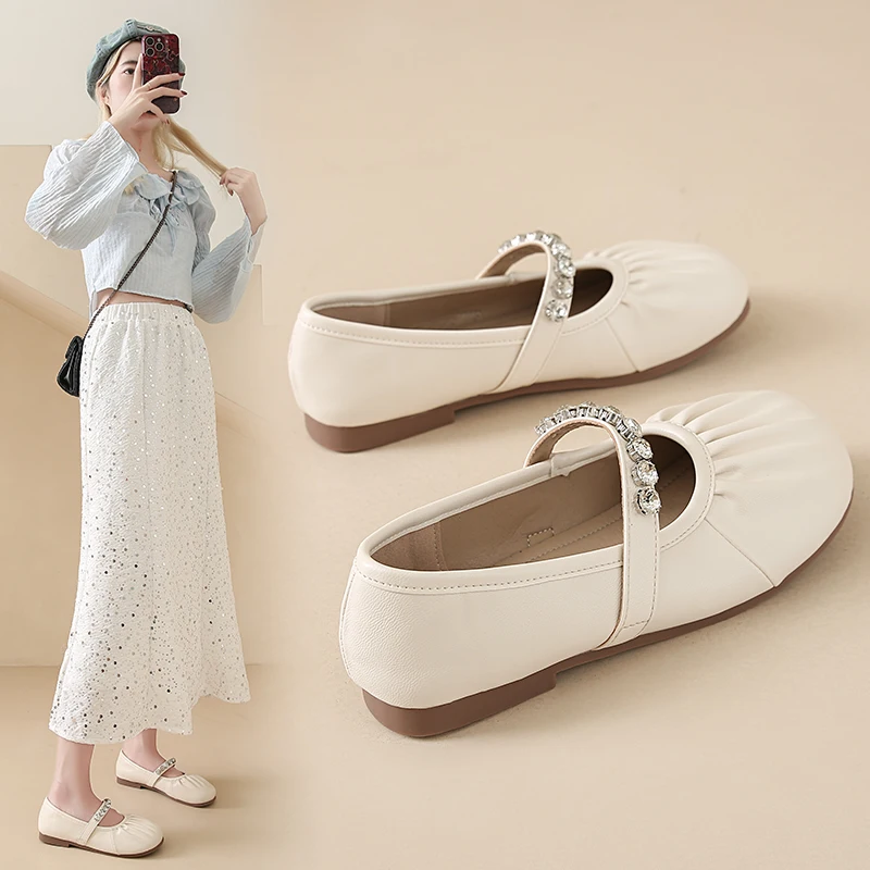 Shell head Mary Jane shoes ladies 2024 summer new French bean shoes soft-soled Pearl night breeze small leather shoes