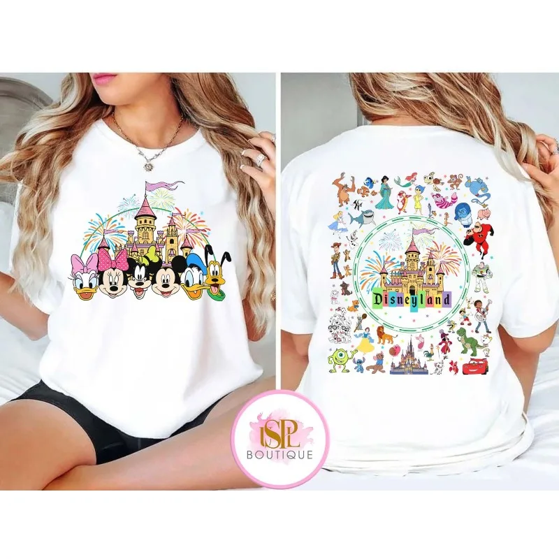 

Рубашка Disney Castle с волшебными персонажами Микки и друзьями, футболка с персонажами из коллекции Disney Pixar, одинаковые рубашки для всей семьи Disneyland